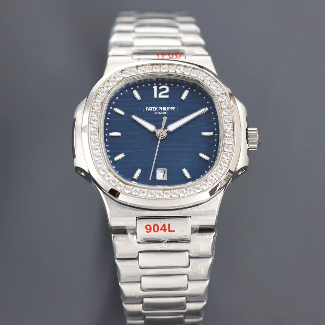 【High-end replica】💰1360! Customized all-in-one machine 💰1920! Patek Philippe Nautilus co-branded Tiffany series global limited edition has arrived🔥It is still the Tt factory's professional quality assurance and high cost performance🎈🎈 [PATEK PHILIPPE] Patek Philippe Elegant Sports Series 5711/1A Nautilus, the king of steel watches, the best detoxification solution on the Internet! Details: 1⃣️With customized 9015 all-in-one automatic movement. 2⃣️316L customized ergonomic watch strap! 3⃣️The beads in the steel belt are diamond-shaped, which is consistent with the original product. 4⃣️Diameter 40 mm. Wearing 5711/1A not only shows youthful vitality, but also exudes a strong sense of calmness from the inside out. It is a well-deserved "King of Steel Watches"!